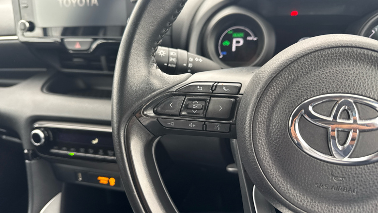 Toyota Yaris 1.5 Hybrid Design 5dr CVT Hybrid Hatchback